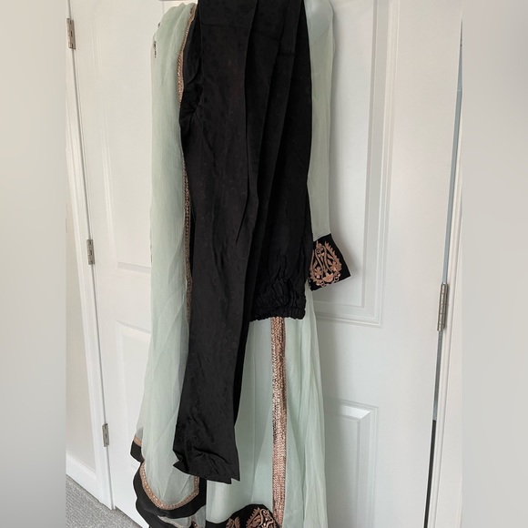 Mint maxi chiffon kameez with matching dupatta and black trousers - Picture 3 of 8